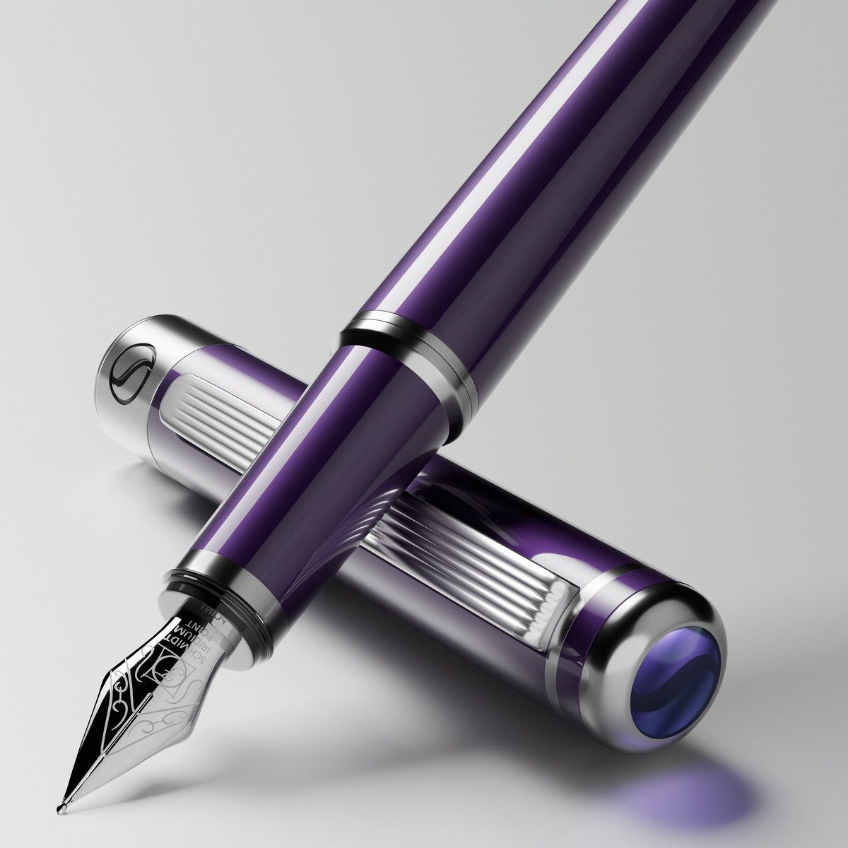 Scriveiner Classic Aubergine Fountain Pen - Fine Nib