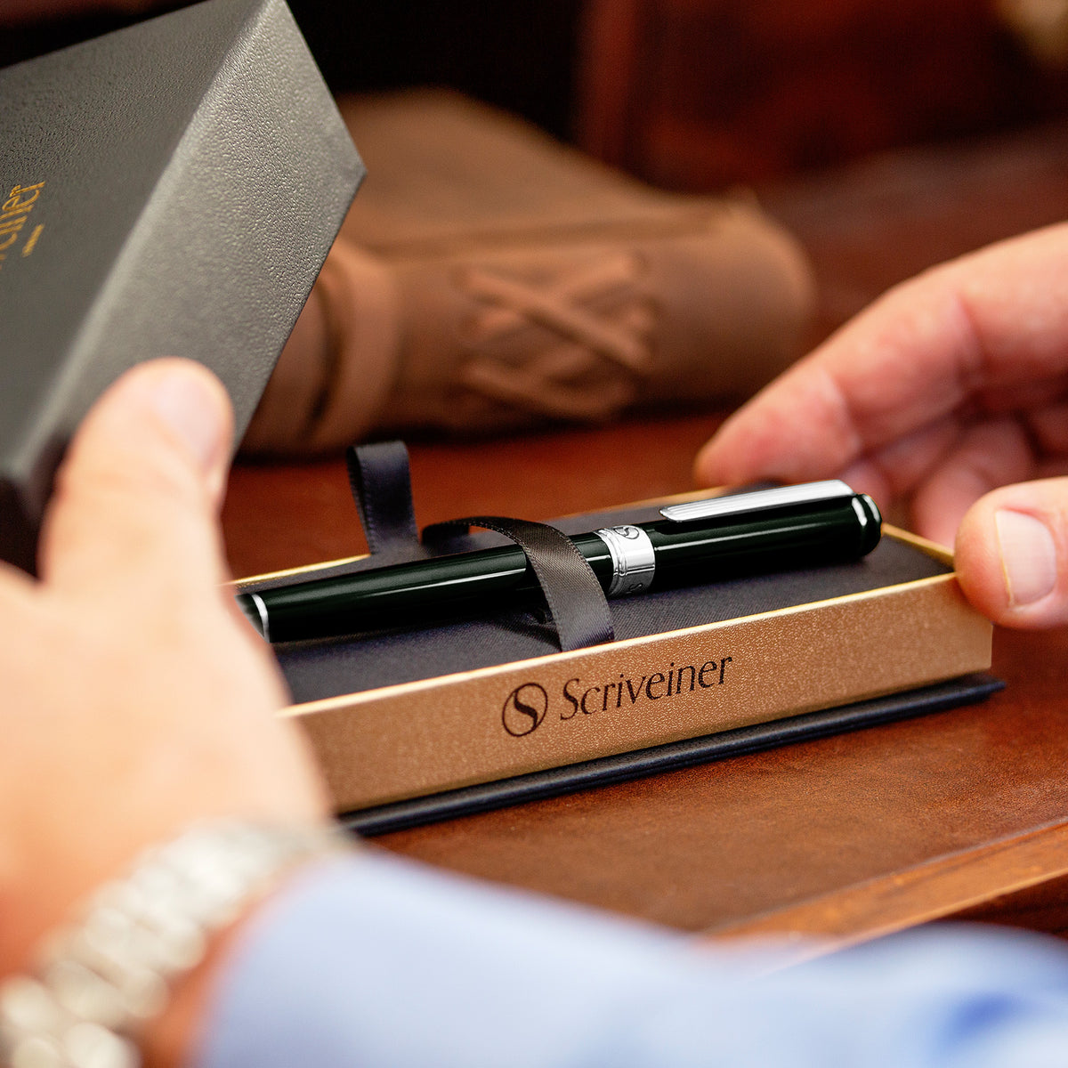 Scriveiner Classic Black Green Fountain Pen - Fine Nib
